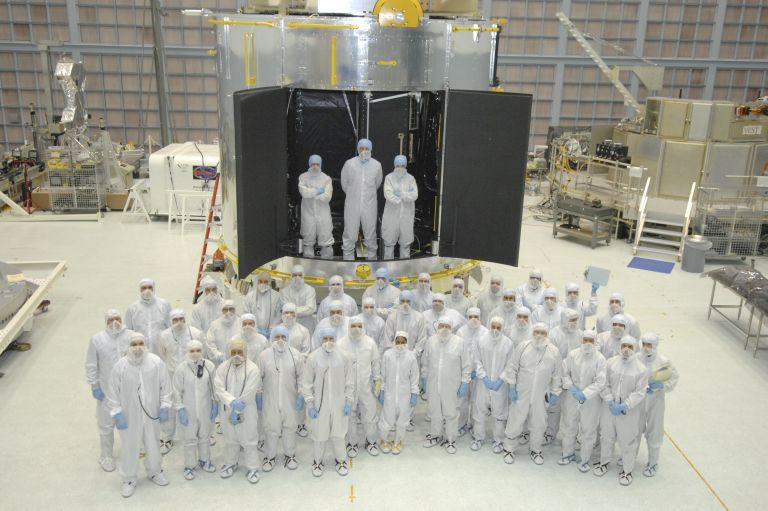 Crew Family at NASA